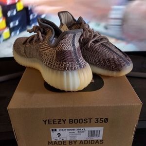 Deadstock yeezy Zion  size 9